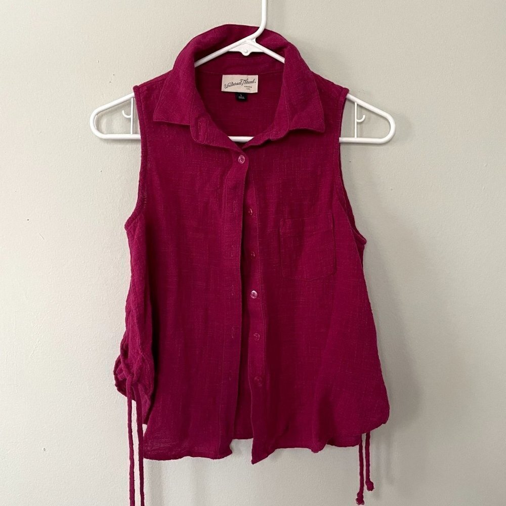 Universal Thread bright deep pink sleeveless blouse collared top cotton rayon